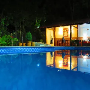 https://pousada-recanto-da-terra.hotelsportoseguro.com