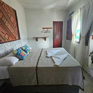 https://pousada-mikaela-arraial.hotelsportoseguro.com